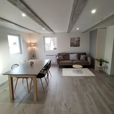 Eden Apartment